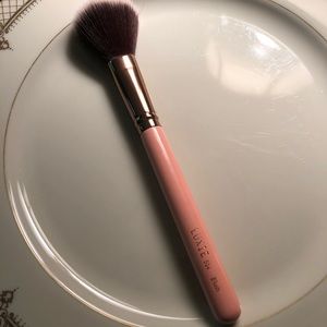 Luxie 514 Super Soft Blush Brush